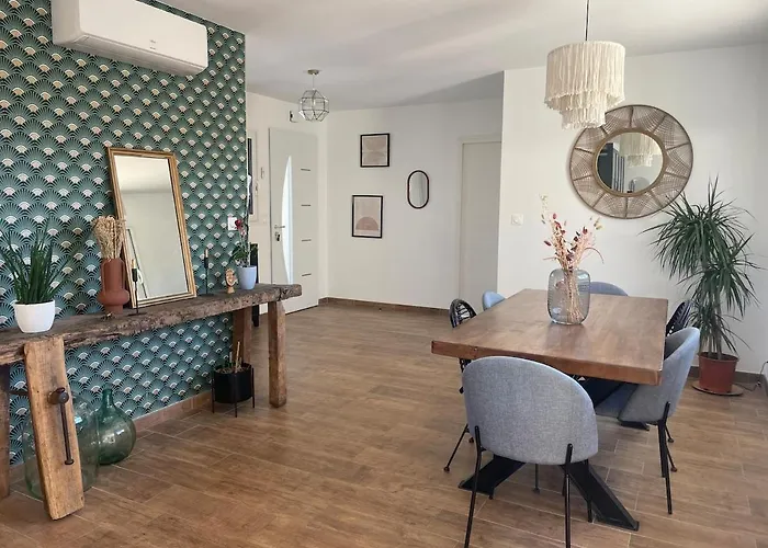 Contemporary House Between Perigueux And Brantome