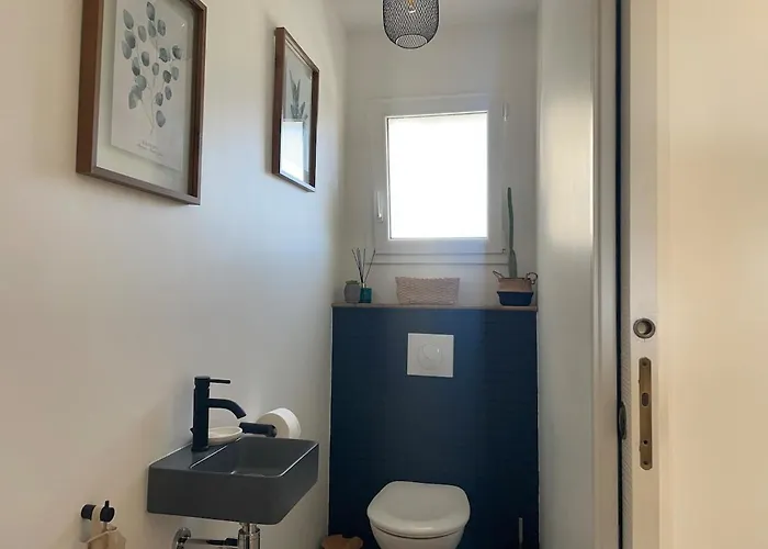 Βίλα Contemporary House Between Perigueux And Brantome *