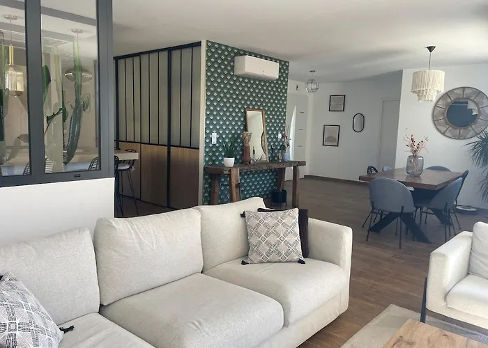 Contemporary House Between Perigueux And Brantome
